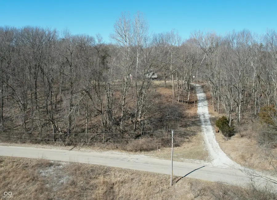 4996 W Fall Creek Road, Crawfordsville, IN 47933 - #2