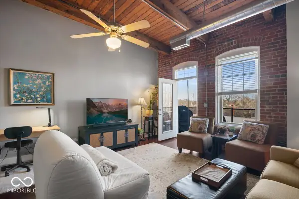 55 S Harding Street #405, Indianapolis, IN 46222