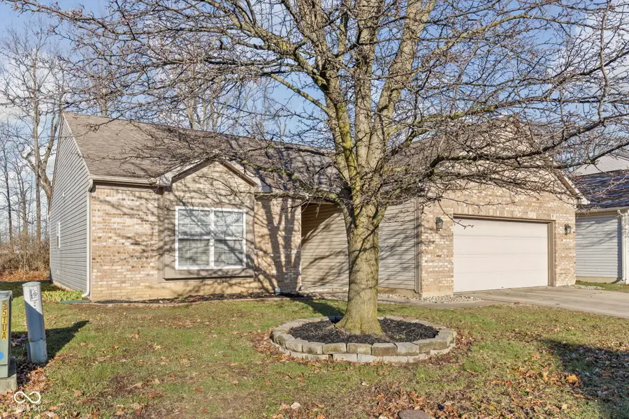 868 Flying Sun Drive, Avon, IN 46123 - #2