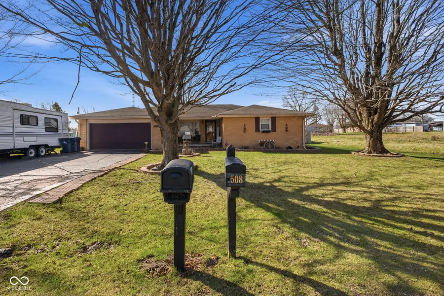 501 S Hardacre Court, New Castle, IN 47362 - #2