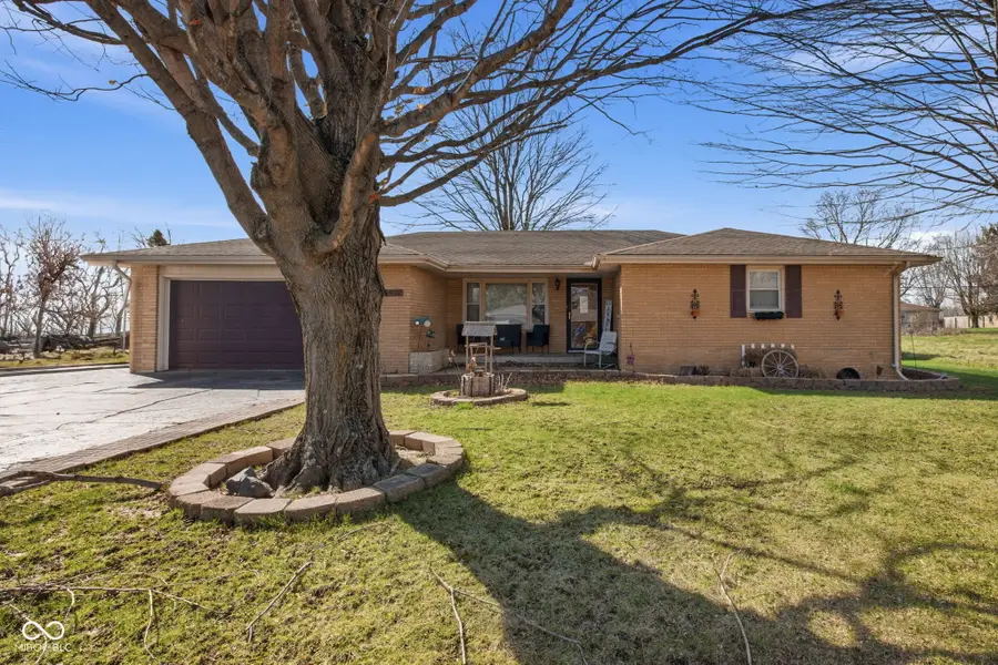 501 S Hardacre Court, New Castle, IN 47362 - #3