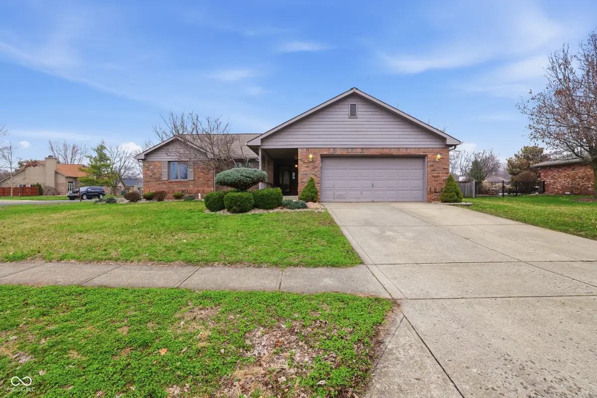 242 Pinnacle Lane, Plainfield, IN 46168 - #1