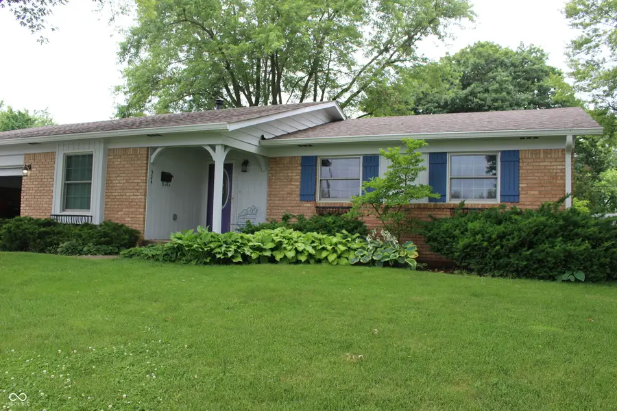 324 Edgewood Drive, Lebanon, IN 46052 - #2