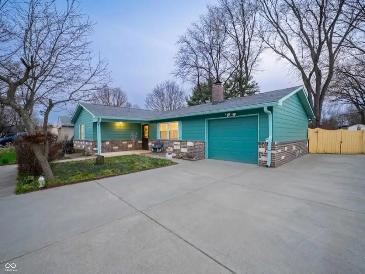 7832 Hearthstone Way, Indianapolis, IN 46227 - #1