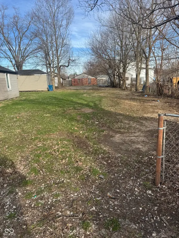 2821 Collier Street, Indianapolis, IN 46241