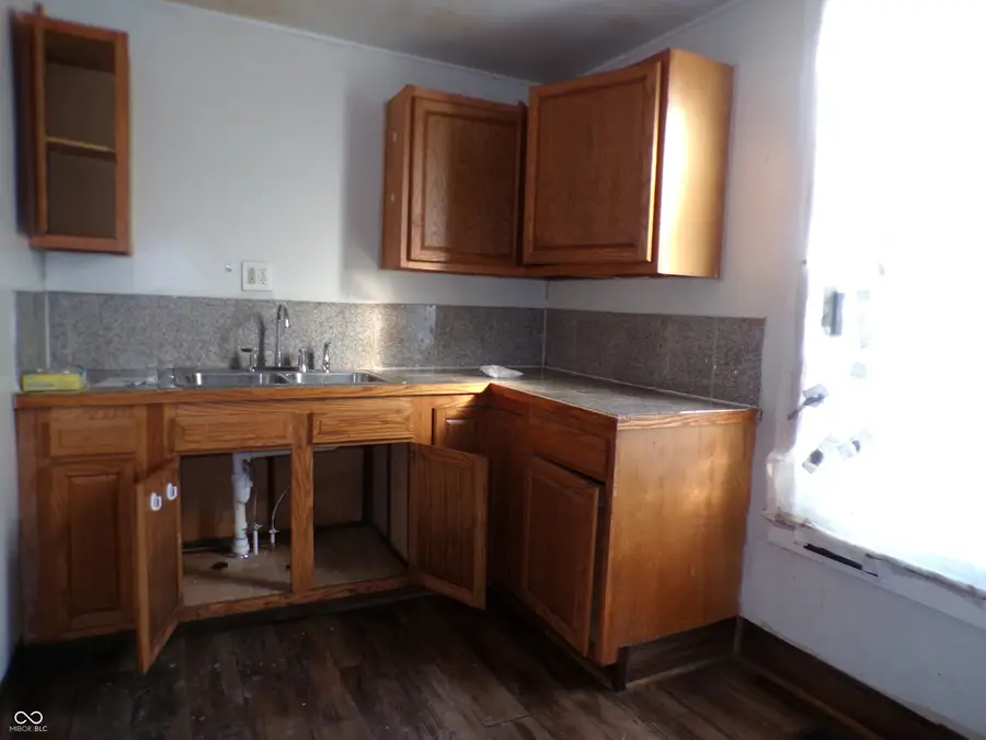 101 S Nebraska Street, Marion, IN 46952 - #3