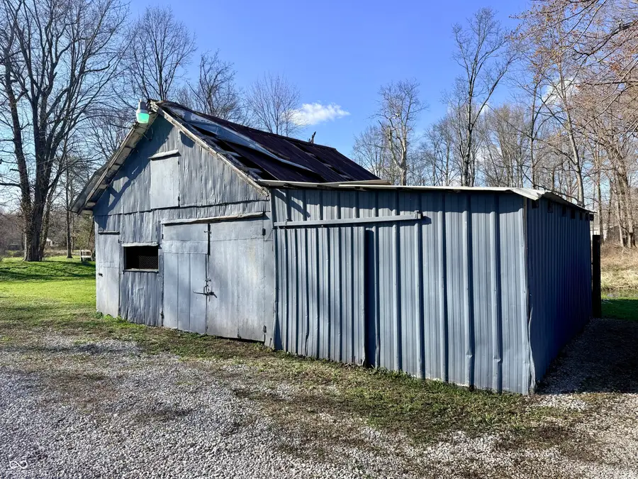 8248 W 300 S, Columbus, IN 47201 - #3