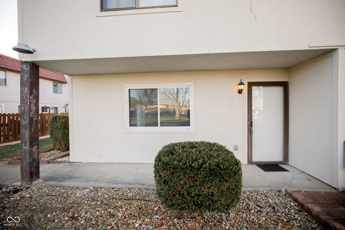 2804 Punto Alto Circle, Indianapolis, IN 46227 - #1