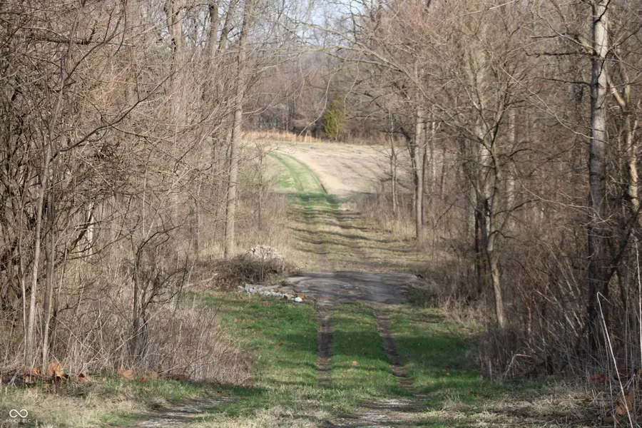 748 E County Road 400 S, Clayton, IN 46118 - #3