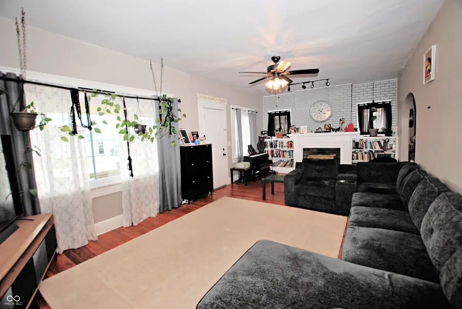 1460 E Morgan Street, Martinsville, IN 46151 - #2