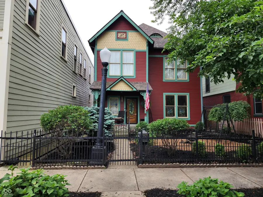 239 E 11th Street, Indianapolis, IN 46202 - #3