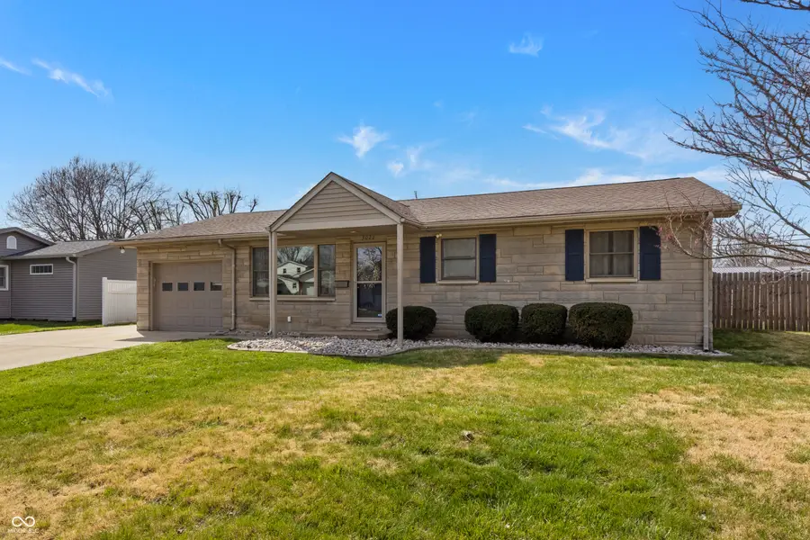 3022 Beech Drive, Columbus, IN 47203 - #3