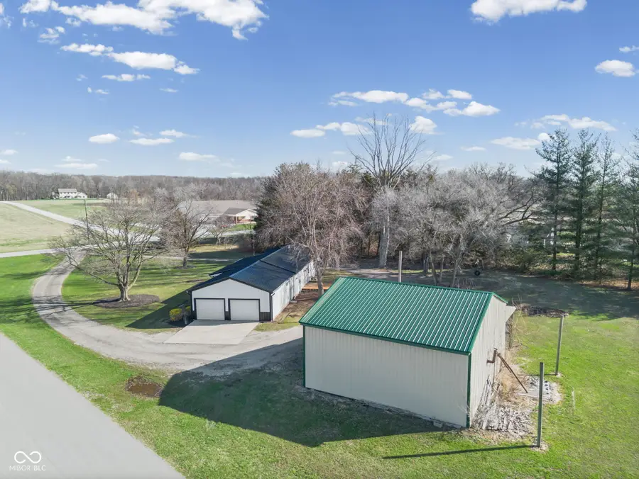 447 E 4th Street, Williamsport, IN 47993 - #3