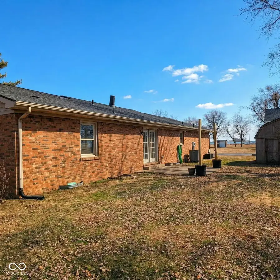 6124 Cheshire Drive, Mount Vernon, IN 47620 - #3