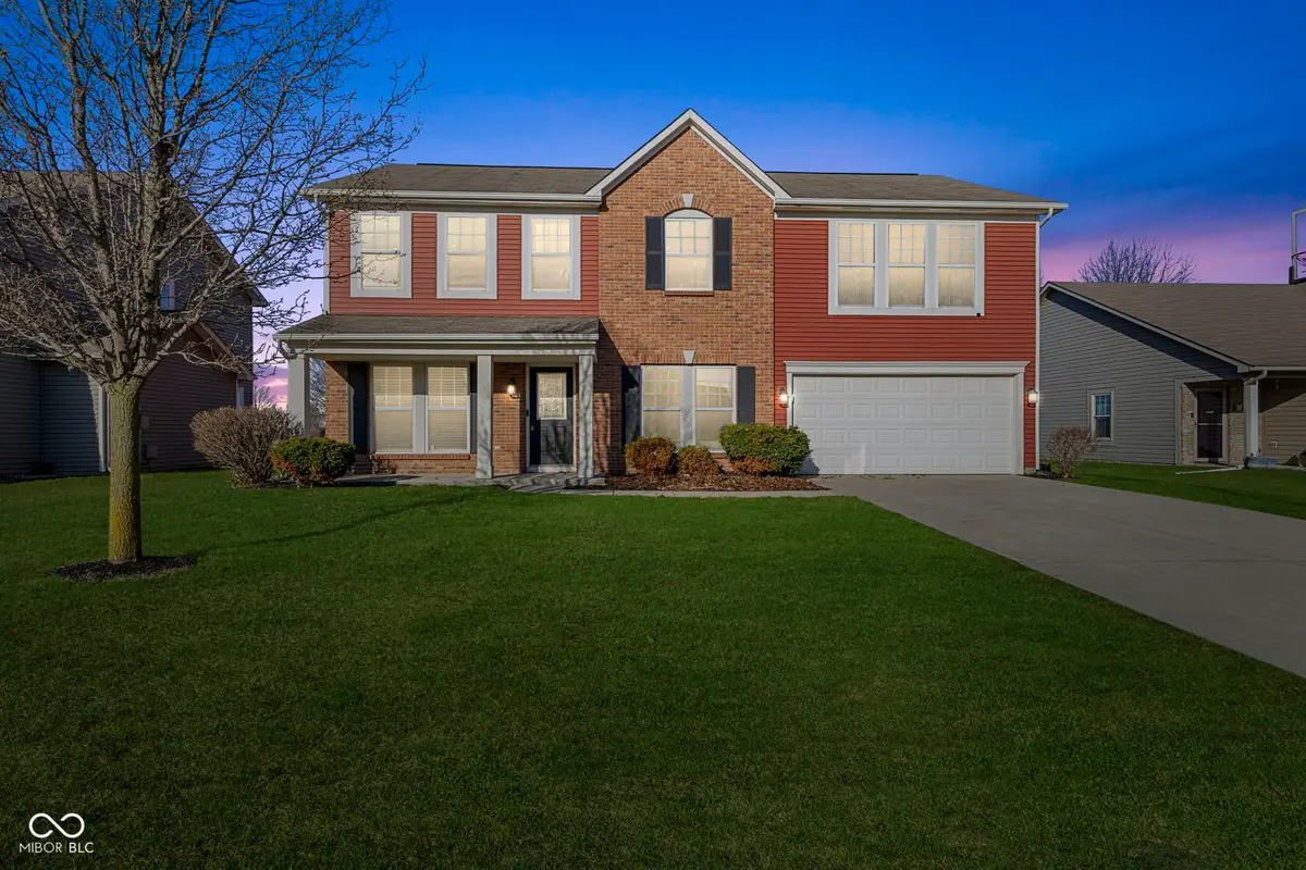 6212 N Woods Edge Drive, McCordsville, IN 46055 - #1