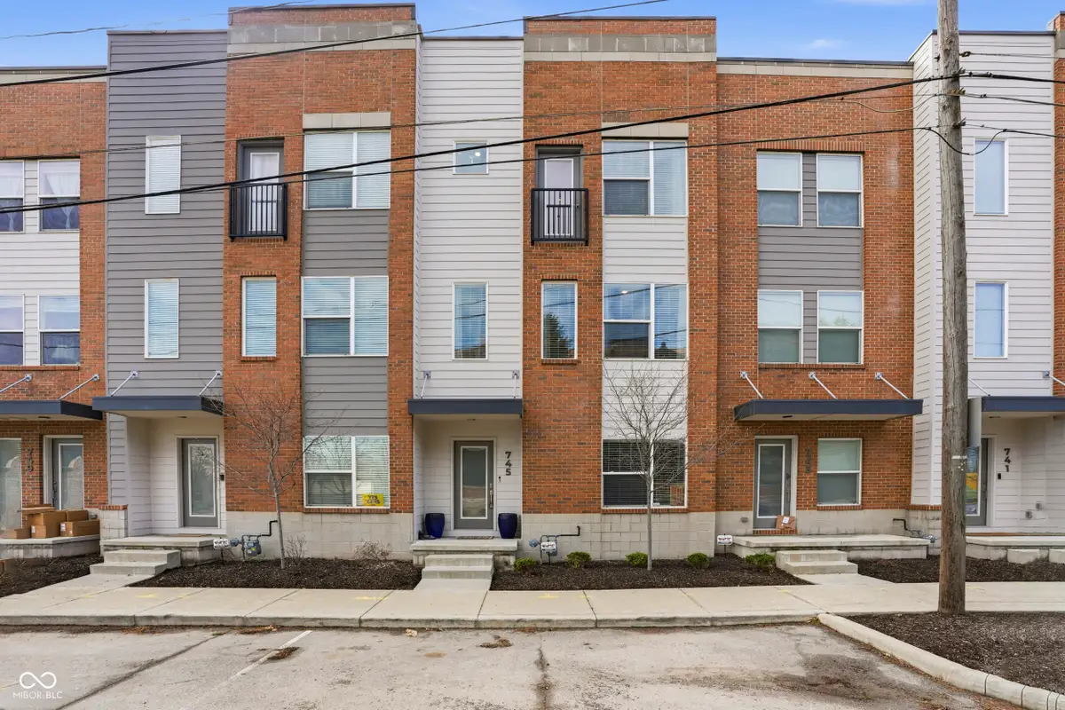 745 Bates Street, Indianapolis, IN 46202 - #1