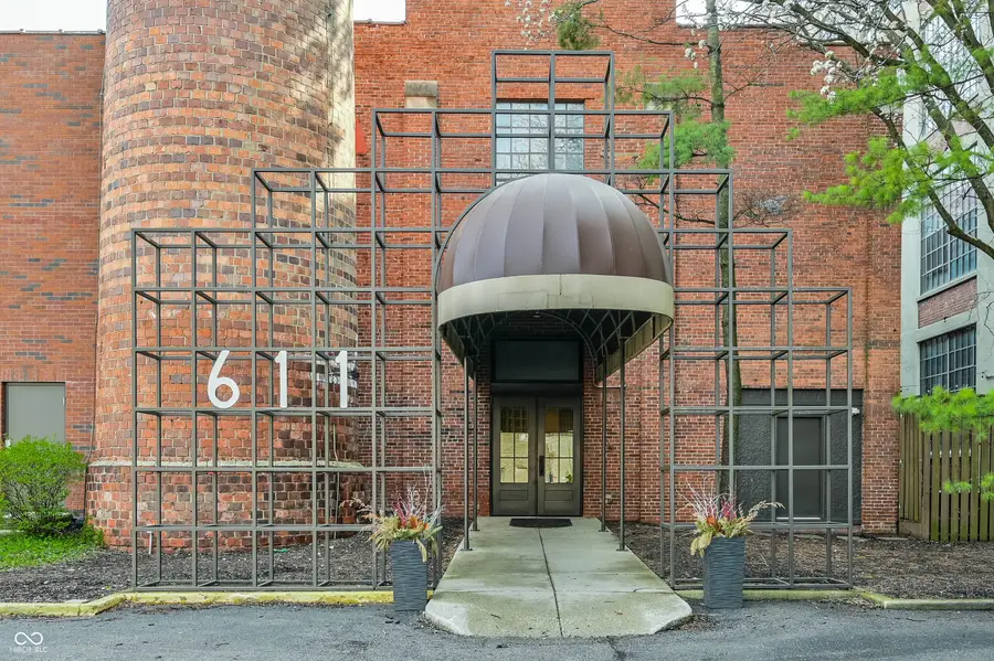 611 N Park Avenue #208, Indianapolis, IN 46204 - #3