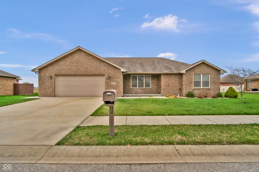 5961 Moonlight Court, Seymour, IN 47274 - #2