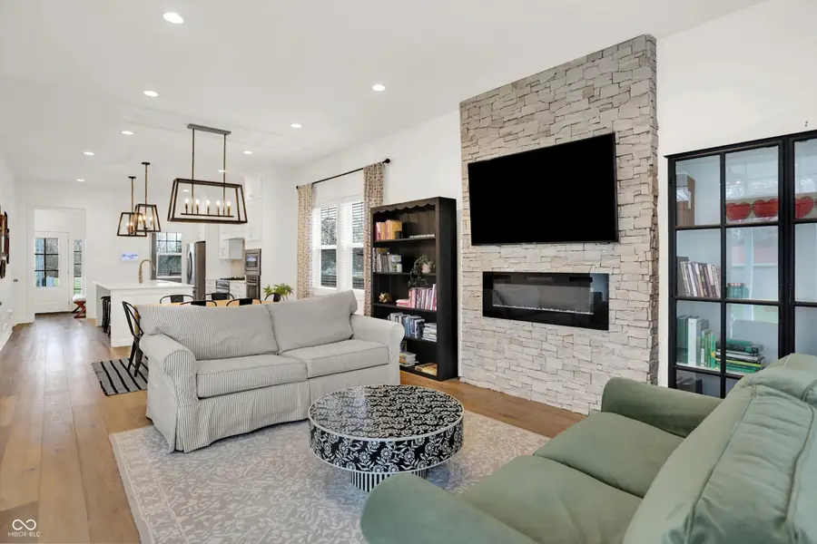 4760 Willow Road, Zionsville, IN 46077 - #3