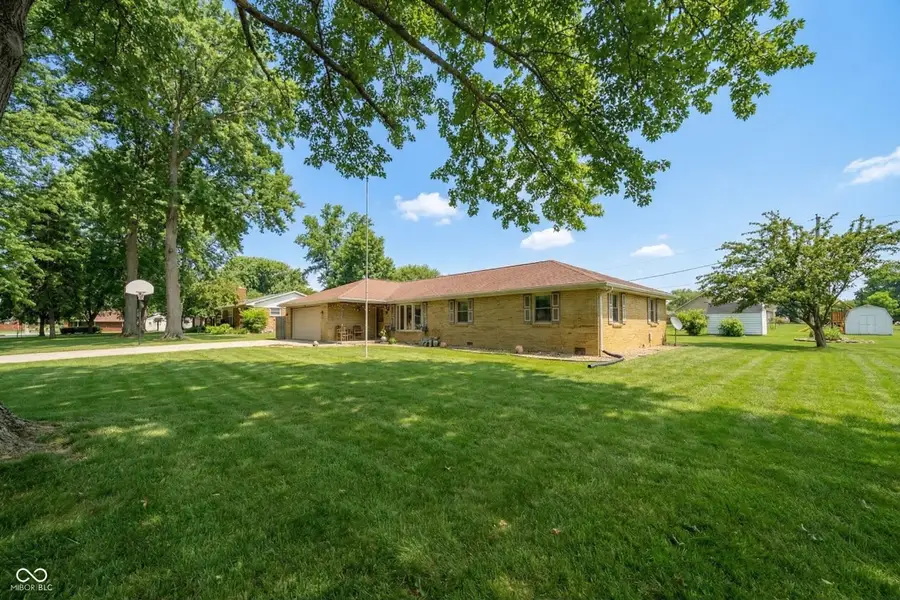 2304 Meadow Way, Anderson, IN 46012 - #3