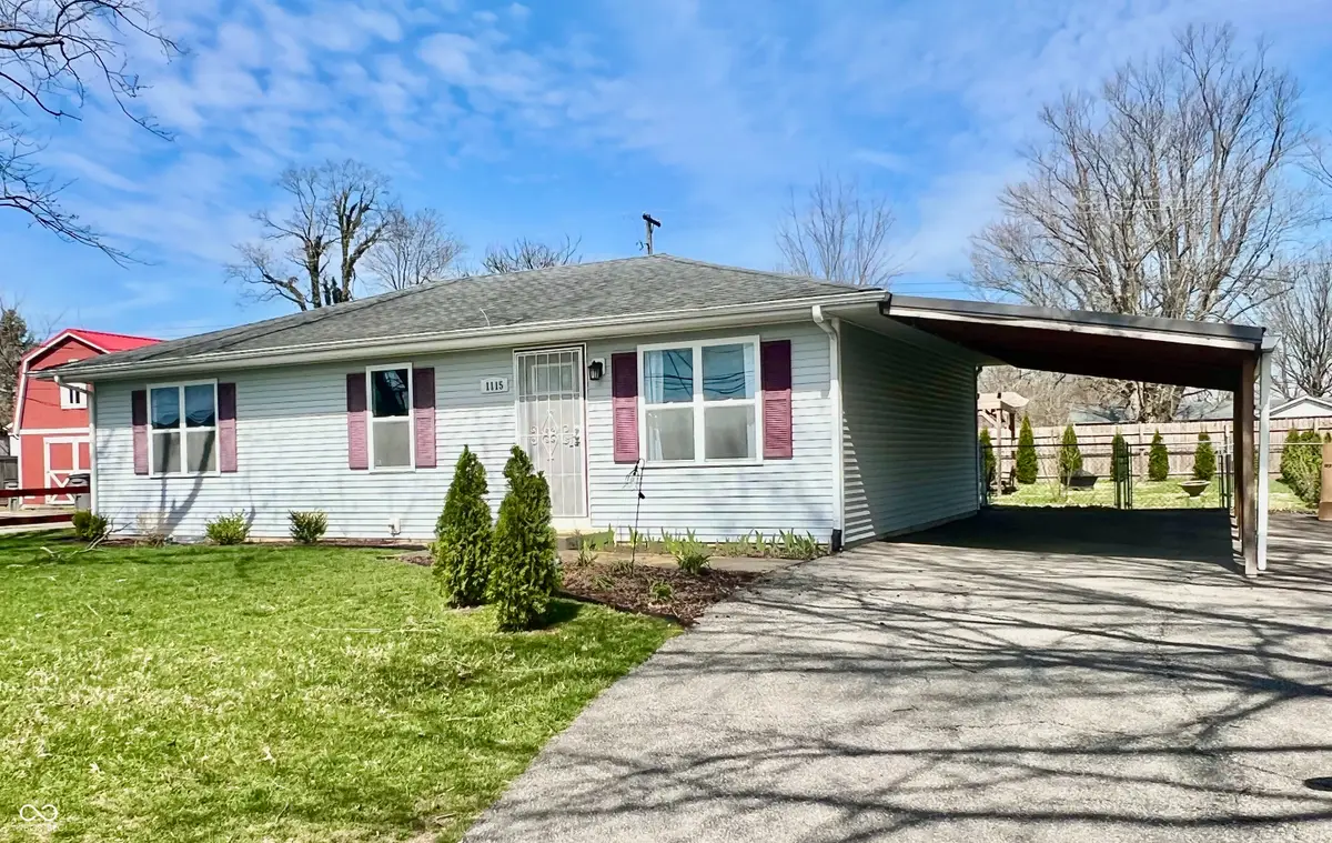 1115 E 4th Street, Seymour, IN 47274 - #1