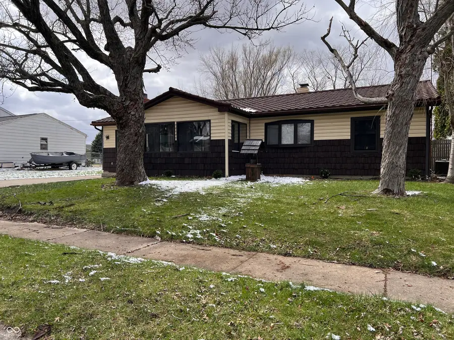 2 Walden Drive, Gas City, IN 46933 - #3