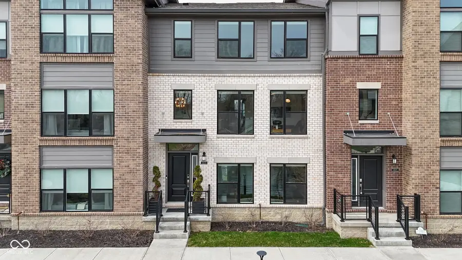 11571 Huffington Street, Carmel, IN 46032 - #3