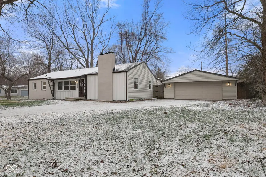 2735 Canterbury Lane, Indianapolis, IN 46220 - #2