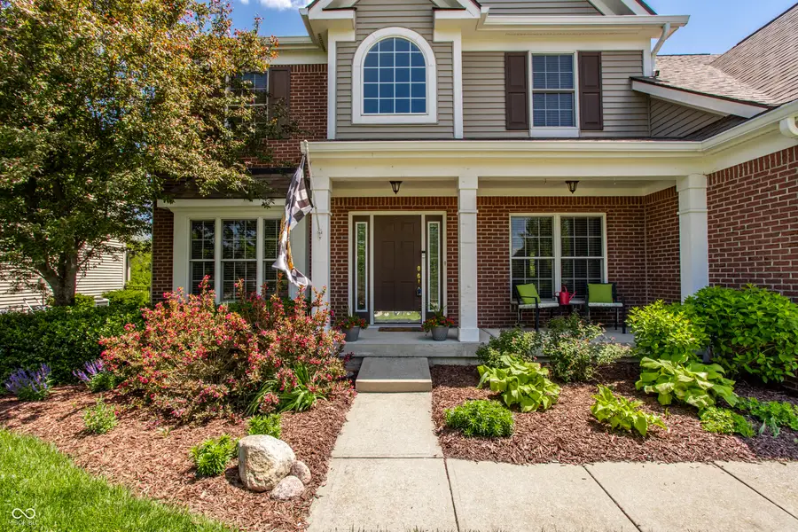 3627 Mossy Rock Drive, Zionsville, IN 46077 - #2