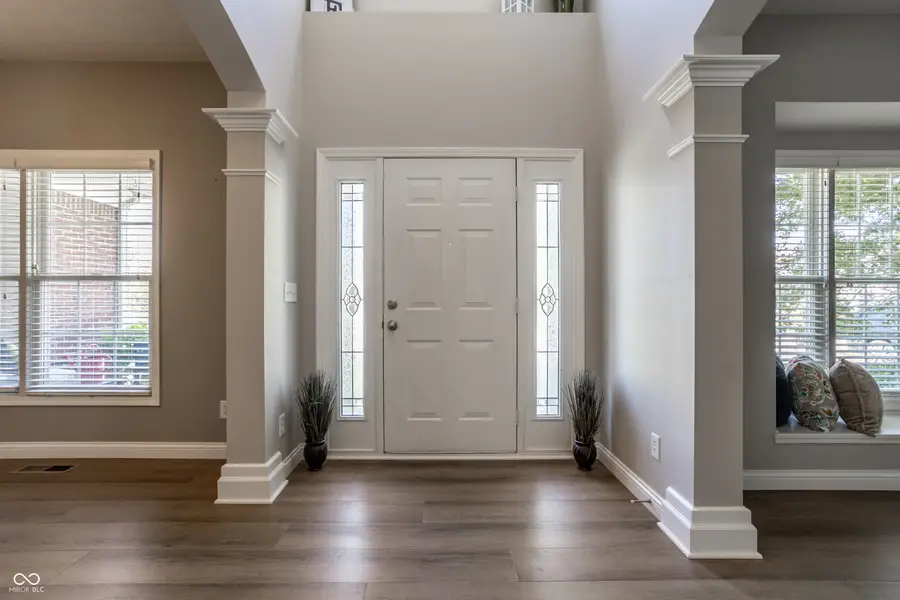 3627 Mossy Rock Drive, Zionsville, IN 46077 - #3