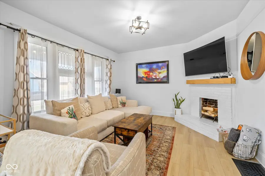 935 N Tacoma Avenue, Indianapolis, IN 46201 - #3