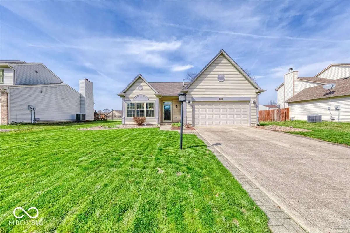 502 Alton Drive, Greenwood, IN 46143 - #1