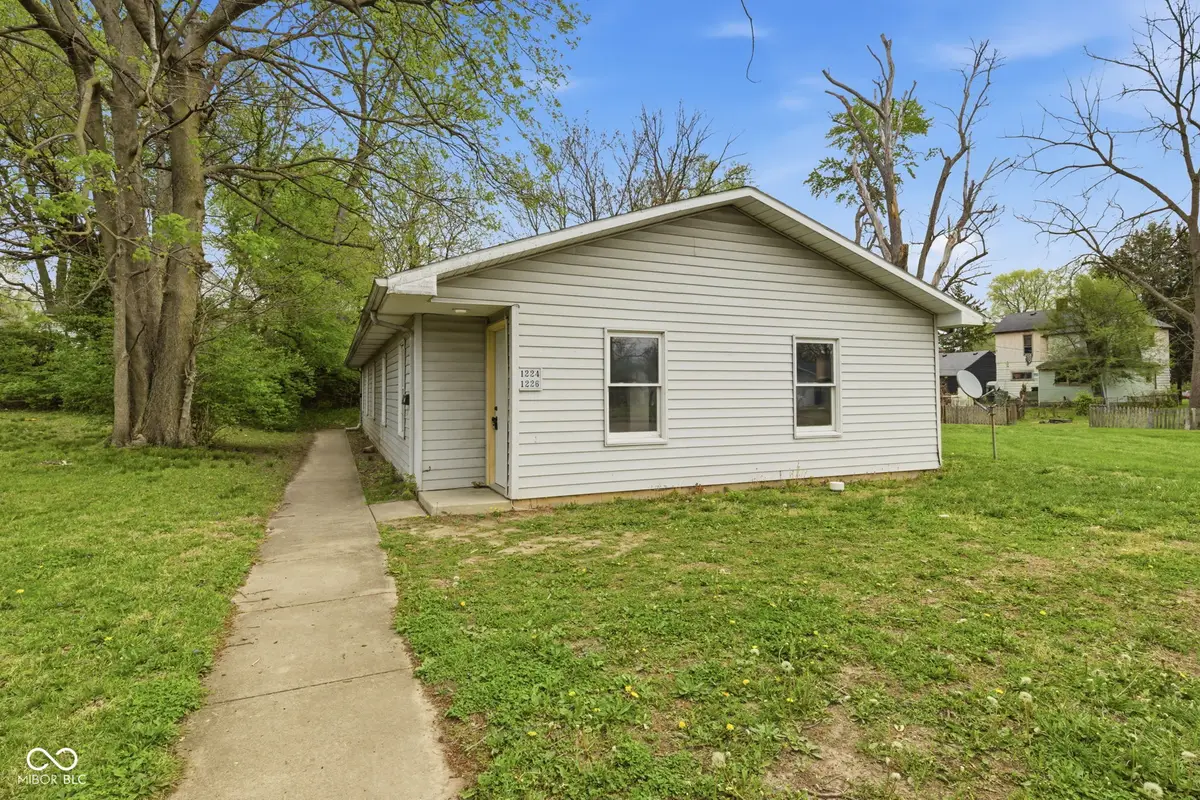 1224 W 13th Street, Anderson, IN 46016 - #1