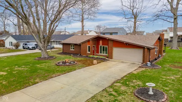 6604 Robinhood Drive, Anderson, IN 46013