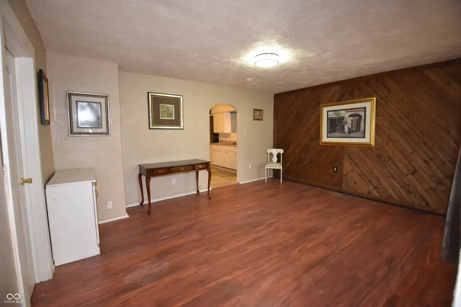 215 Eikenberry Street, Greenfield, IN 46140 - #2