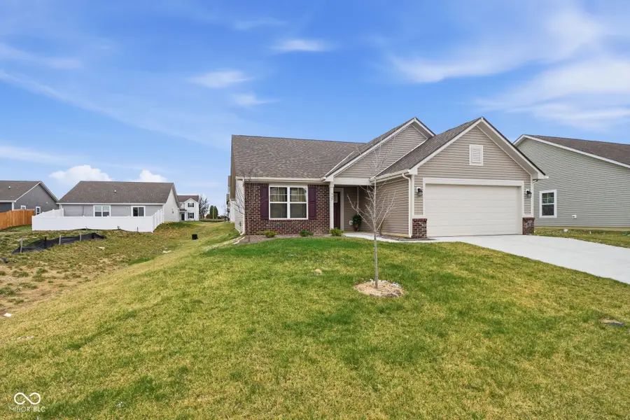 327 Antioch Street, Greenfield, IN 46140 - #3