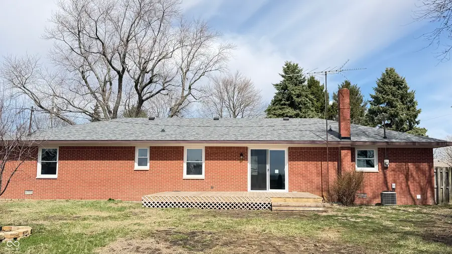 201 W Walnut Street, Kempton, IN 46049 - #2