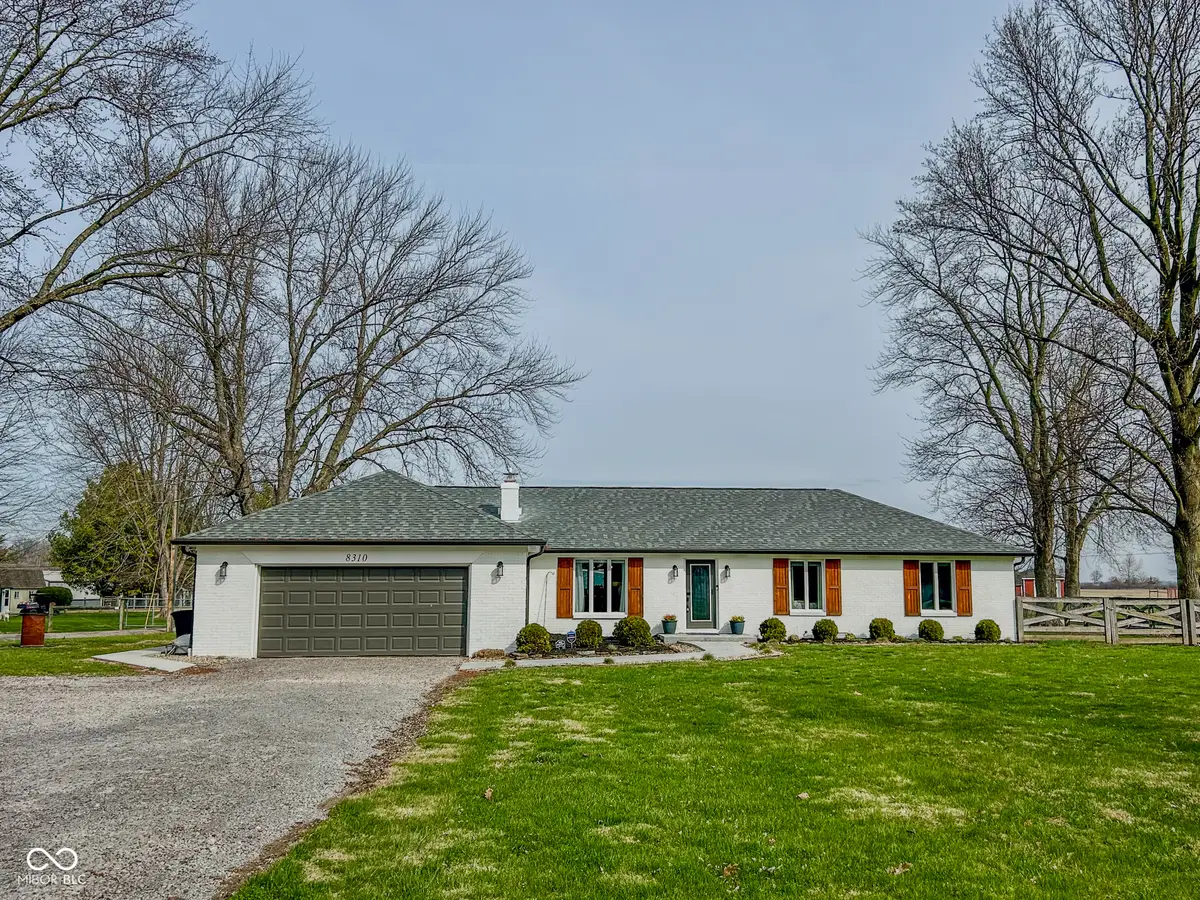 8310 E County Road 725 N, Brownsburg, IN 46112 - #1