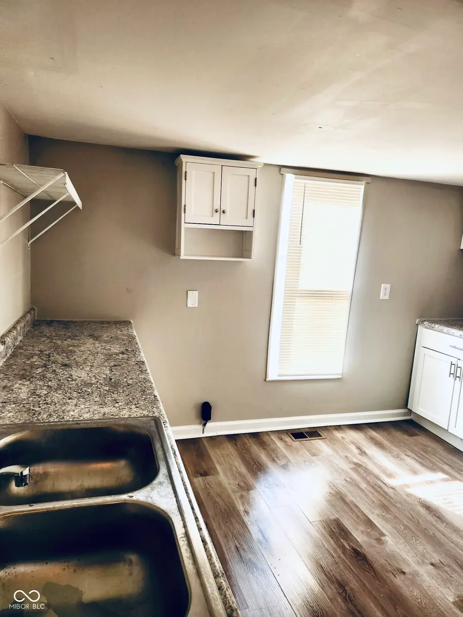 1222 E 5th Street, Muncie, IN 47302 - #2