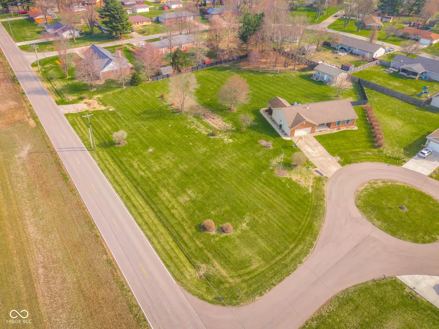 7000 S Artesian Court, Columbus, IN 47201 - #3