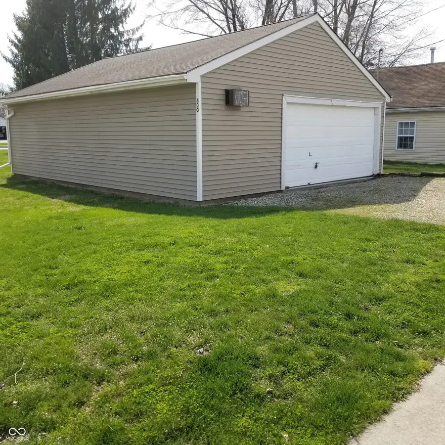 600 Berry Street, Greenfield, IN 46140 - #2