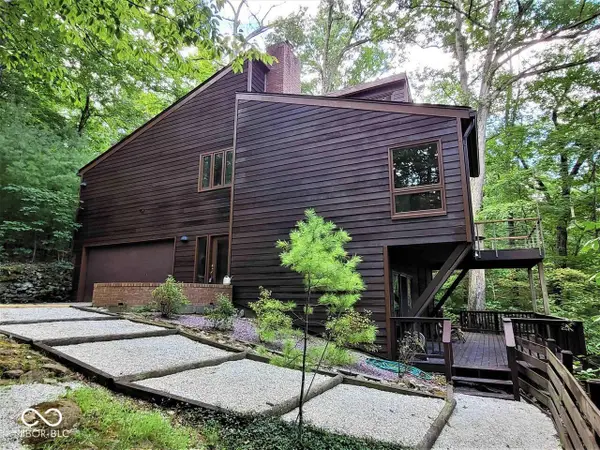 3177 N Russell Road, Bloomington, IN 47408