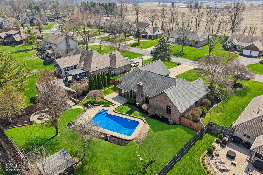 7378 W Creekside Drive, New Palestine, IN 46163 - #2