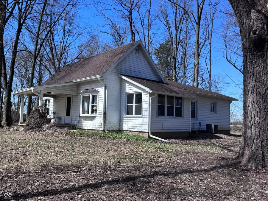 1348 W Huntsville Road, Pendleton, IN 46064 - #3