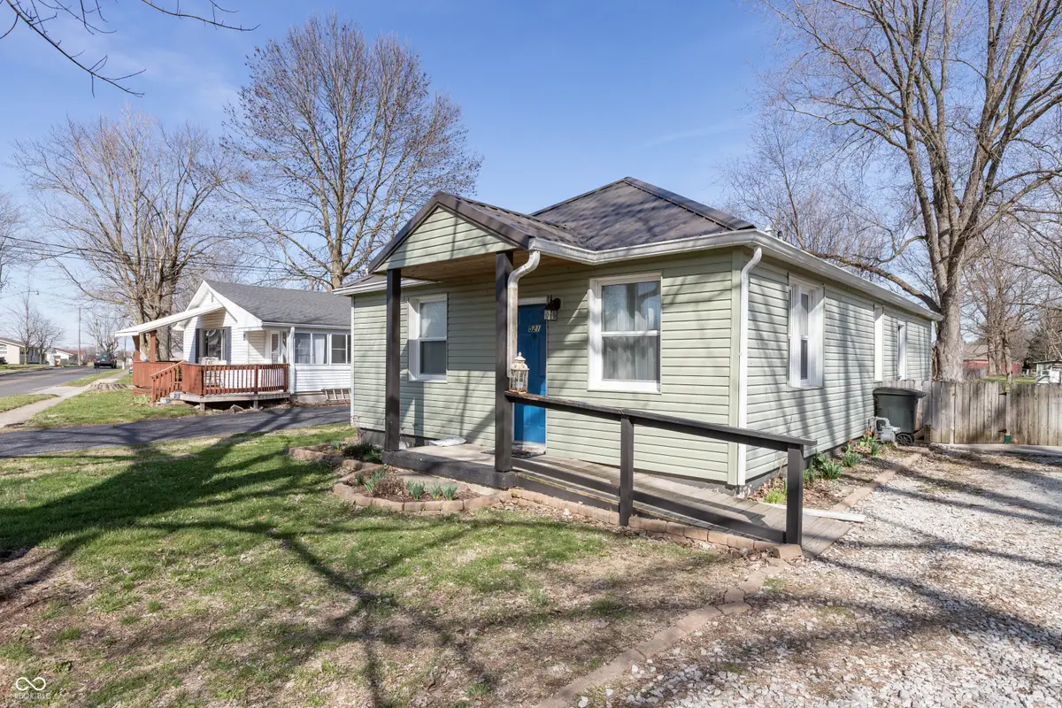 521 N Maple Street, Pittsboro, IN 46167 - #1