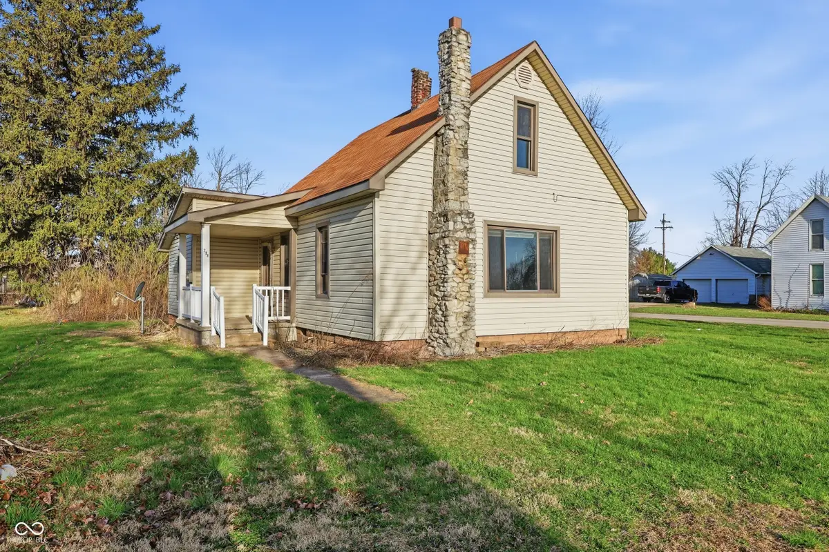 208 N Main Street, Kempton, IN 46049 - #1