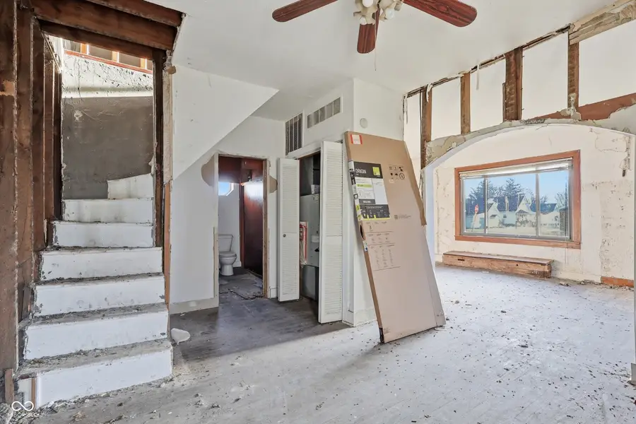 208 N Main Street, Kempton, IN 46049 - #2