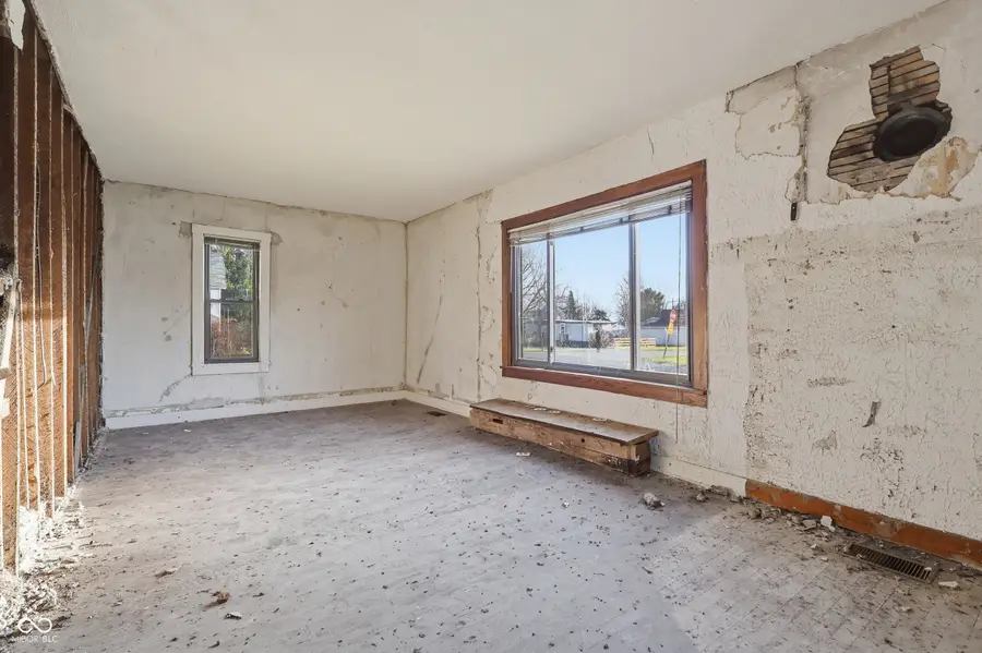 208 N Main Street, Kempton, IN 46049 - #3