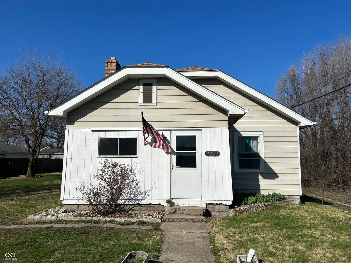 1212 S Moreland Avenue, Indianapolis, IN 46241 - #1