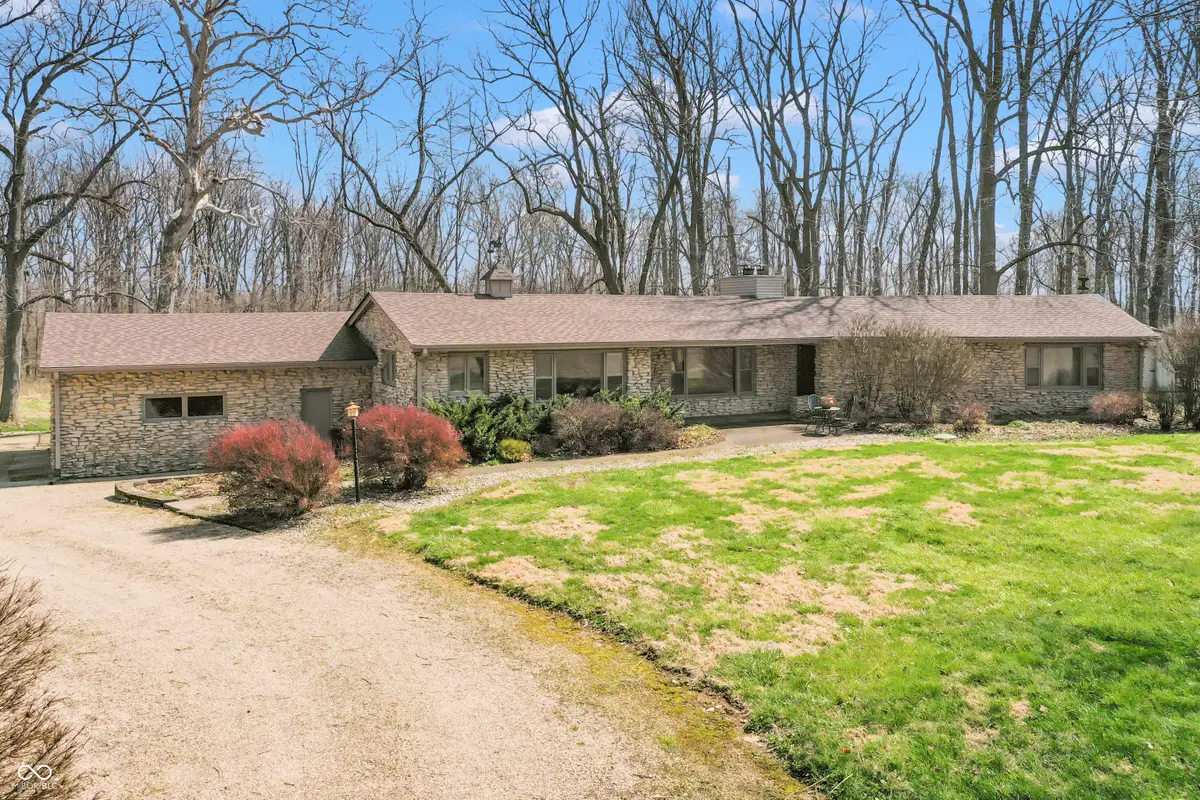 2175 E 350 N, Shelbyville, IN 46176 - #1